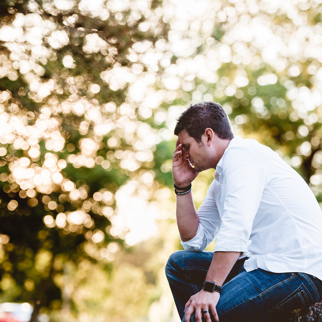 Essential Oils for Managing Unhealthy Stress